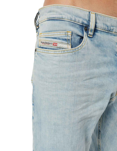 Diesel D-Luster Straight Slim Jeans